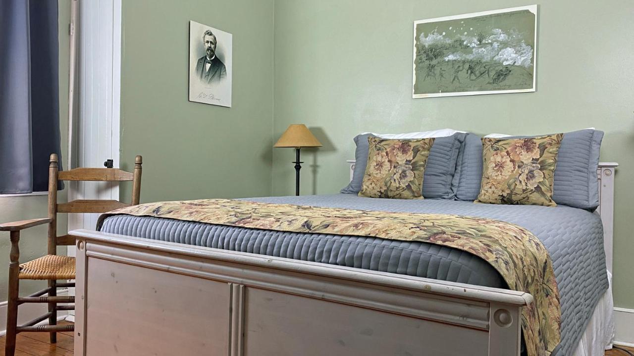 Lightner Farmhouse B&B Геттисберг Экстерьер фото