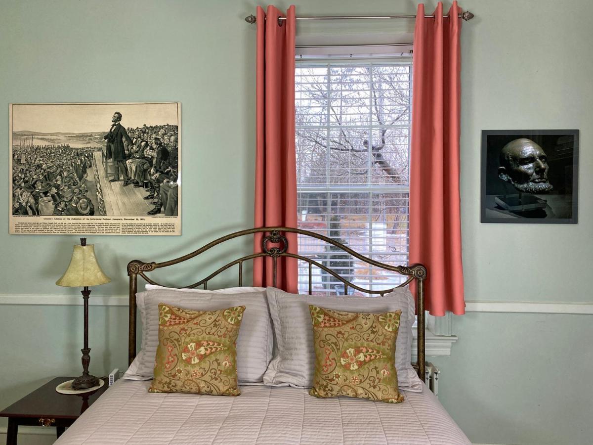 Lightner Farmhouse B&B Геттисберг Экстерьер фото