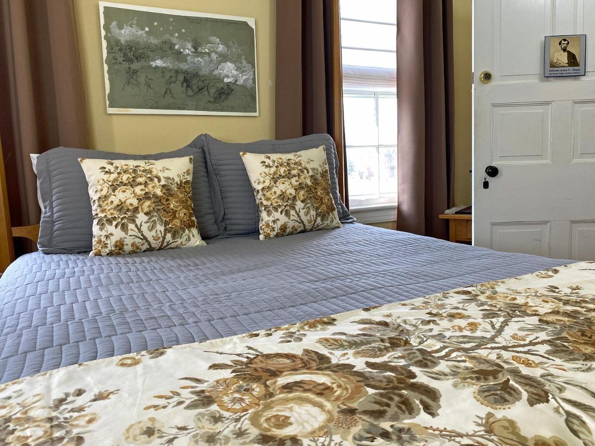 Lightner Farmhouse B&B Геттисберг Экстерьер фото